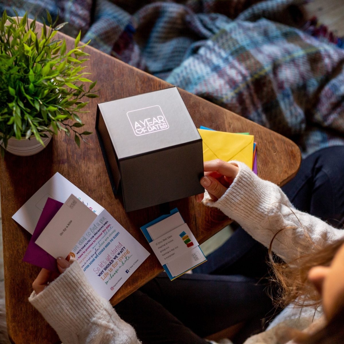 A Year of Dates - Wow Store