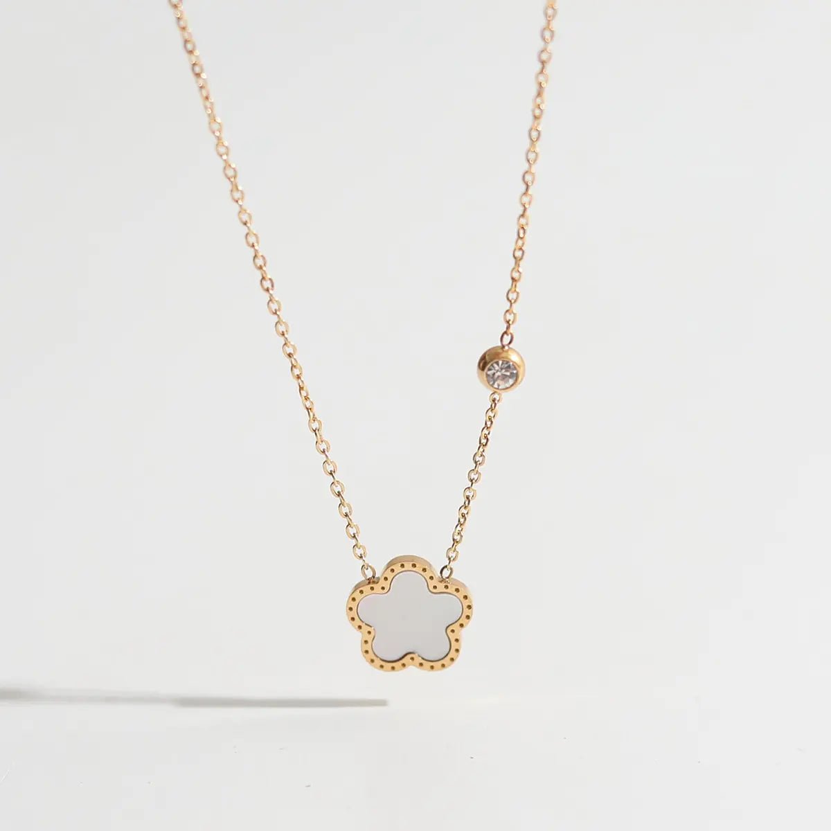 CARLIDANA Colorful Five Leaf Flower Pendant Necklace - Wow Store