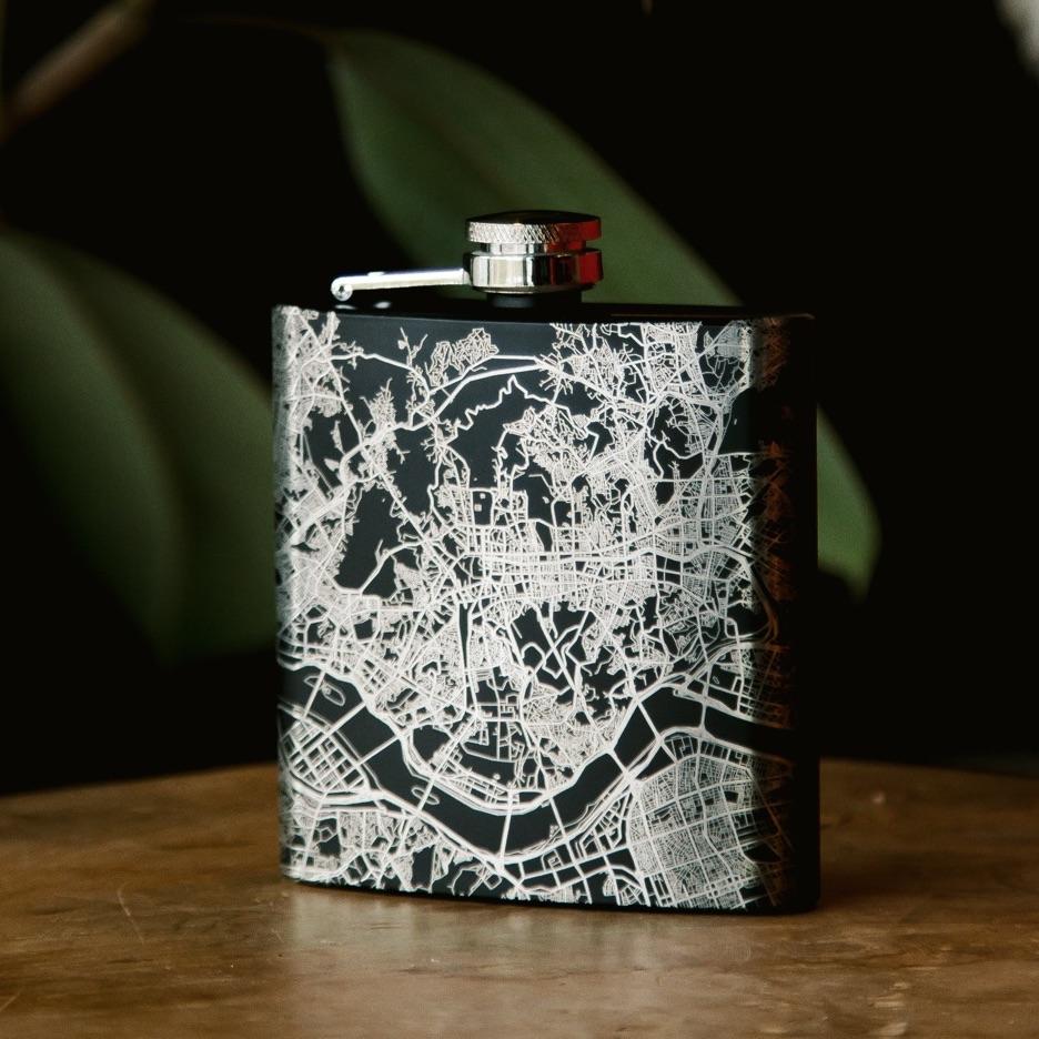 Dauphin Island - Alabama Map Hip Flask in Matte Black - Wow Store