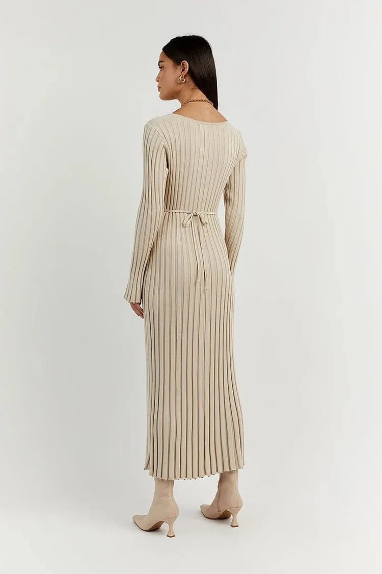 Fashion Knitted Dress Style Details - Showcasing Neckline and Sleeve Design - Wow Store