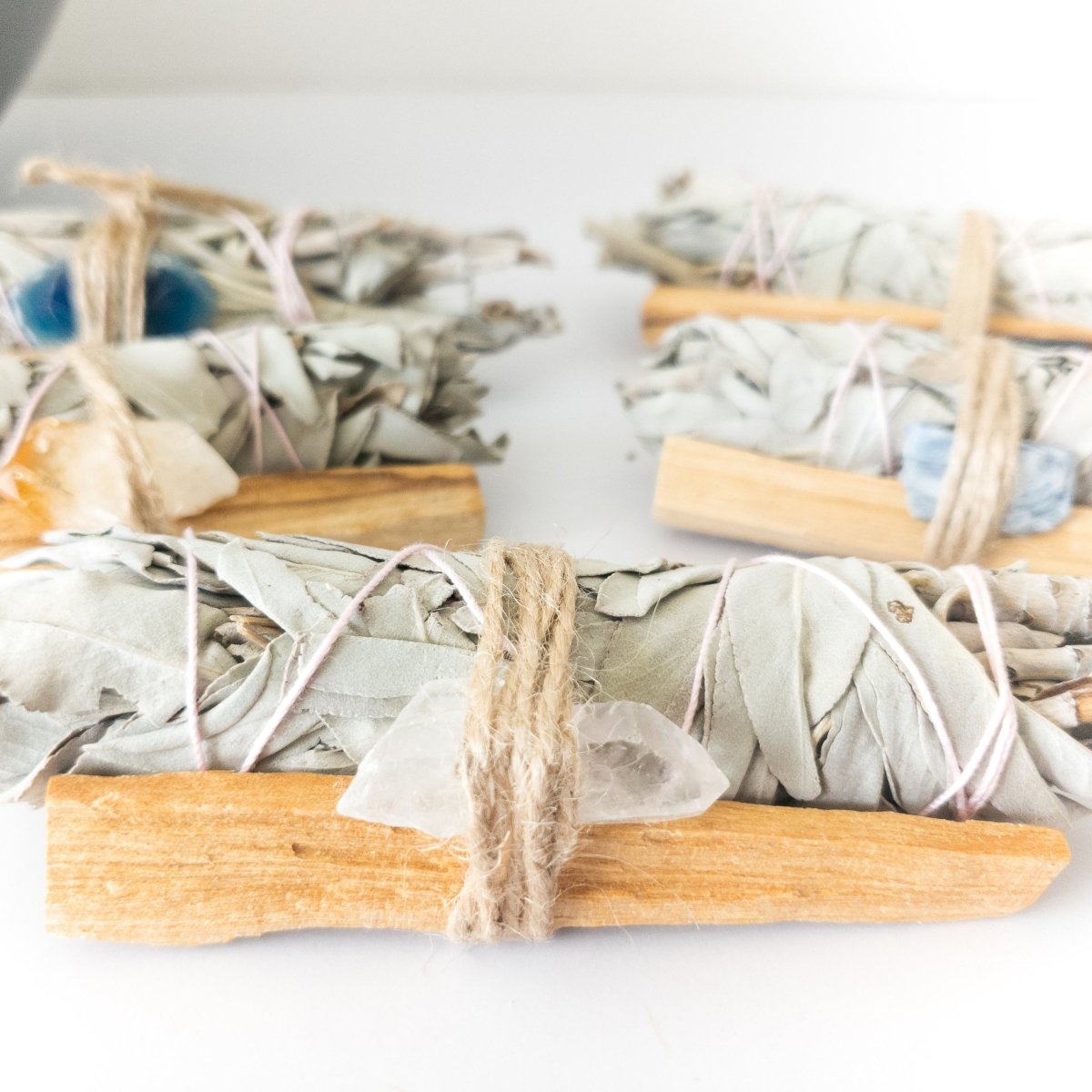 Palo Santo, Sage & Crystal Smudging Bundle - Wow Store