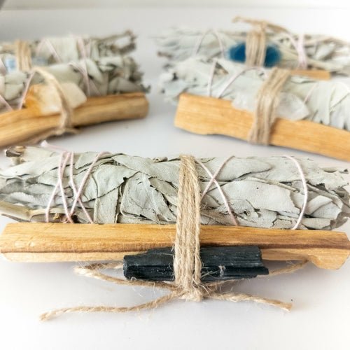 Palo Santo, Sage & Crystal Smudging Bundle - Wow Store