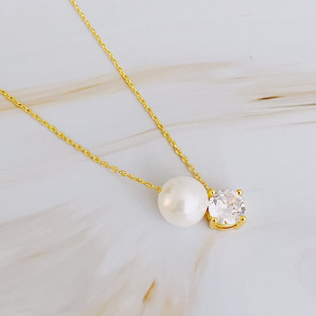Single Pearl And Diamond Necklace - Wow Store
