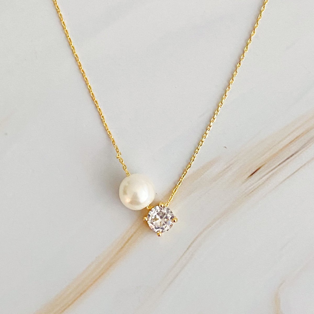 Single Pearl And Diamond Necklace - Wow Store