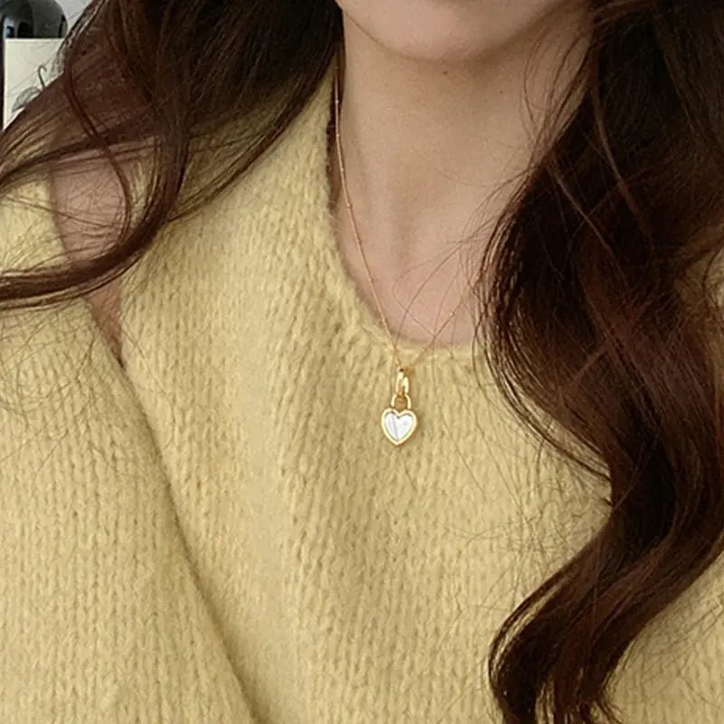 Vintage Double - Sided Heart Pendant Necklace - Wow Store