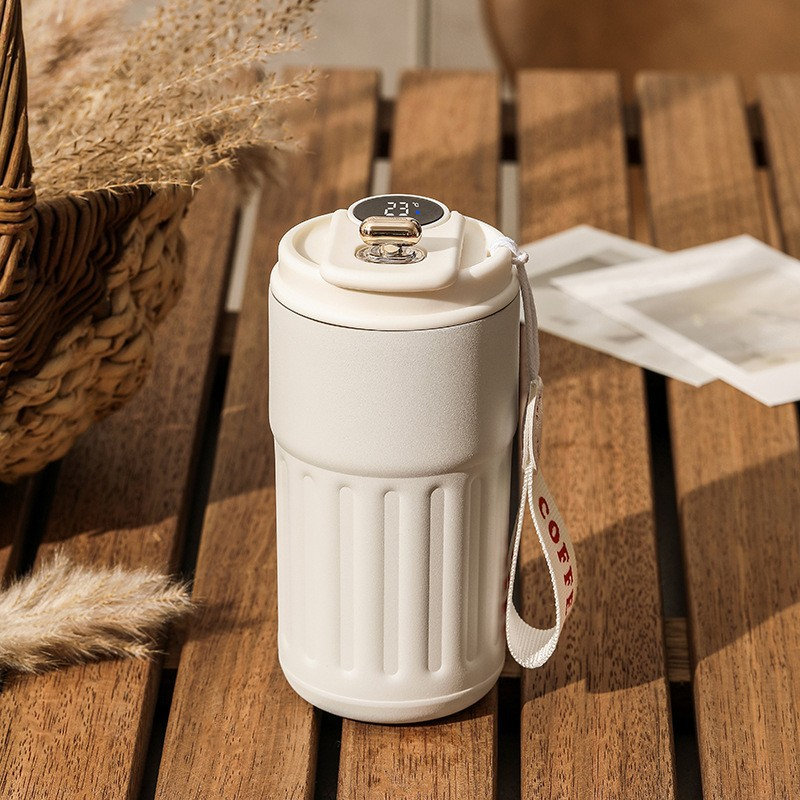 Smart Thermal Bottle with Digital Temperature Display