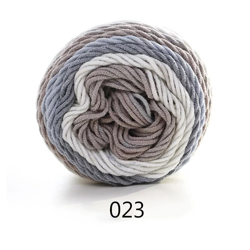 Gradient cotton-blend knitting yarn ball, colourway 023, grey and white swirl pattern