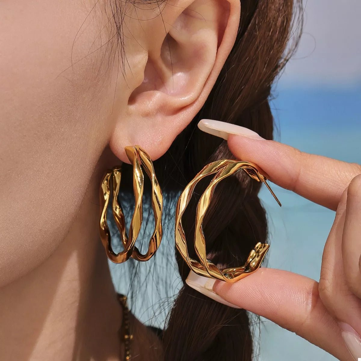18K Gold - Plated Chunky Twisted Hoop Earrings - Wow Store