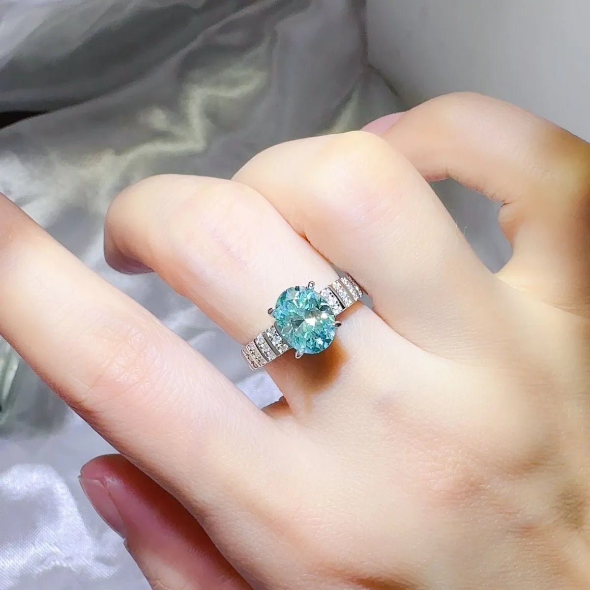 2 Carat Moissanite 925 Sterling Silver Ring with radiant center stone and polished silver band