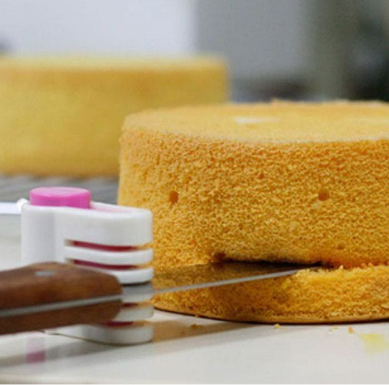 Professional Cake Slicer & Layer Divider Tool