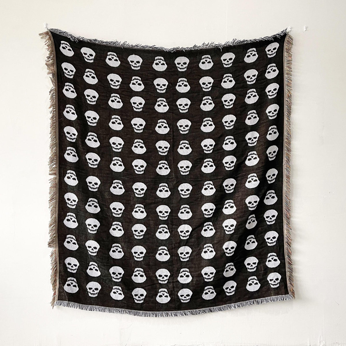 Woven Tapestry Throw with Fringe, 130 × 150 cm