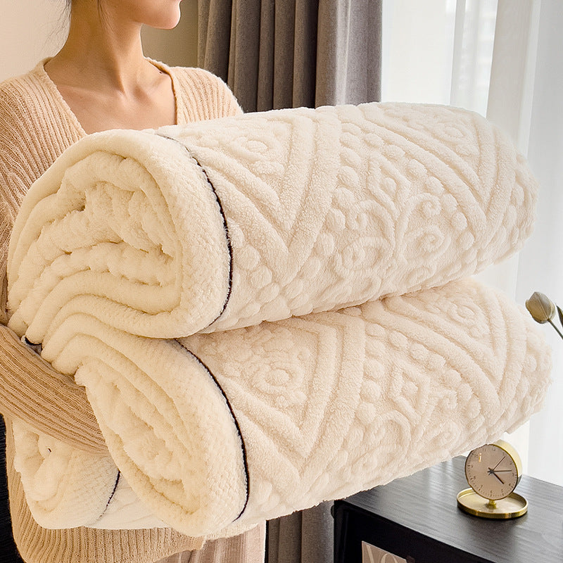 Embossed Diamond-Pattern Velvet-Look Blanket in milkshake white