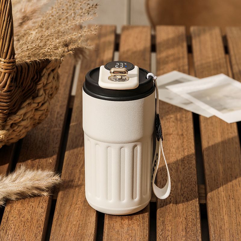 Smart Thermal Bottle with Digital Temperature Display