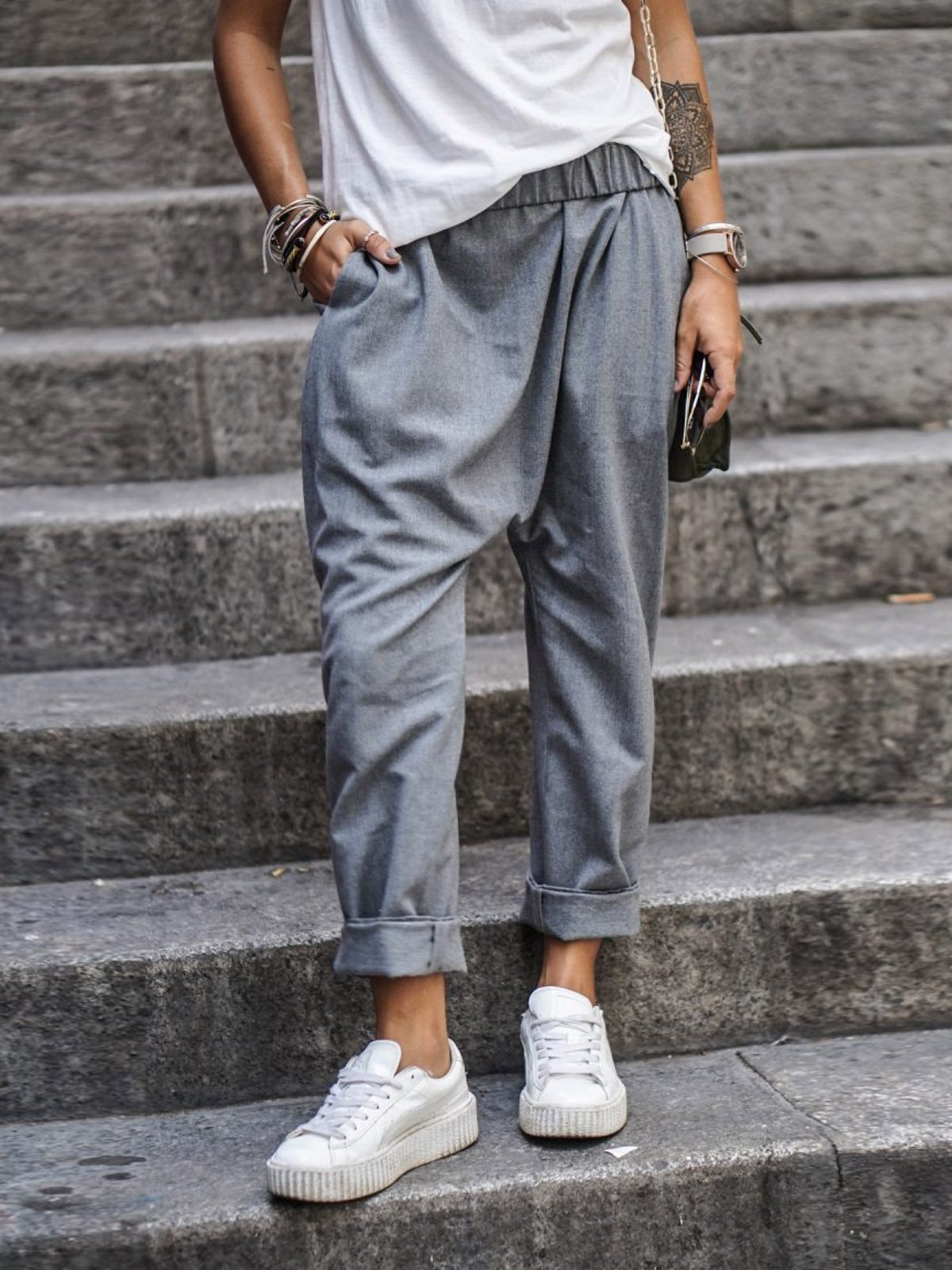 High-Waist Elastic Harem Trousers with Pockets in gray