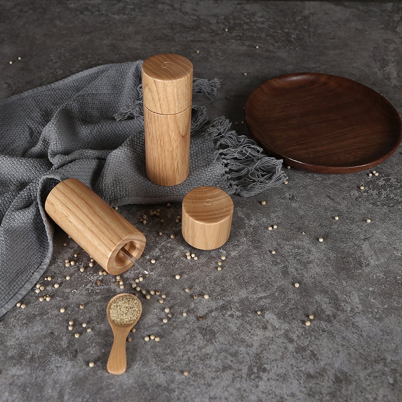 Premium Oak Grinder Seasoning Bottle