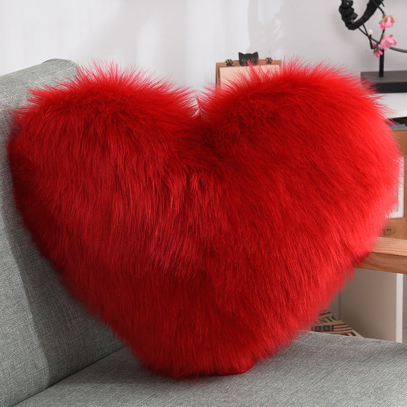 Heart-Shaped Shaggy Cushion, 40 × 50 cm