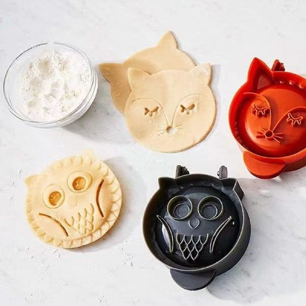 Artisanal Animal-Shaped Baking Molds