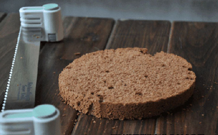 Professional Cake Slicer & Layer Divider Tool