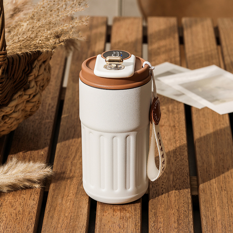 Smart Thermal Bottle with Digital Temperature Display