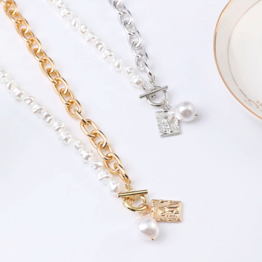 Mac Pearl Chain Necklace