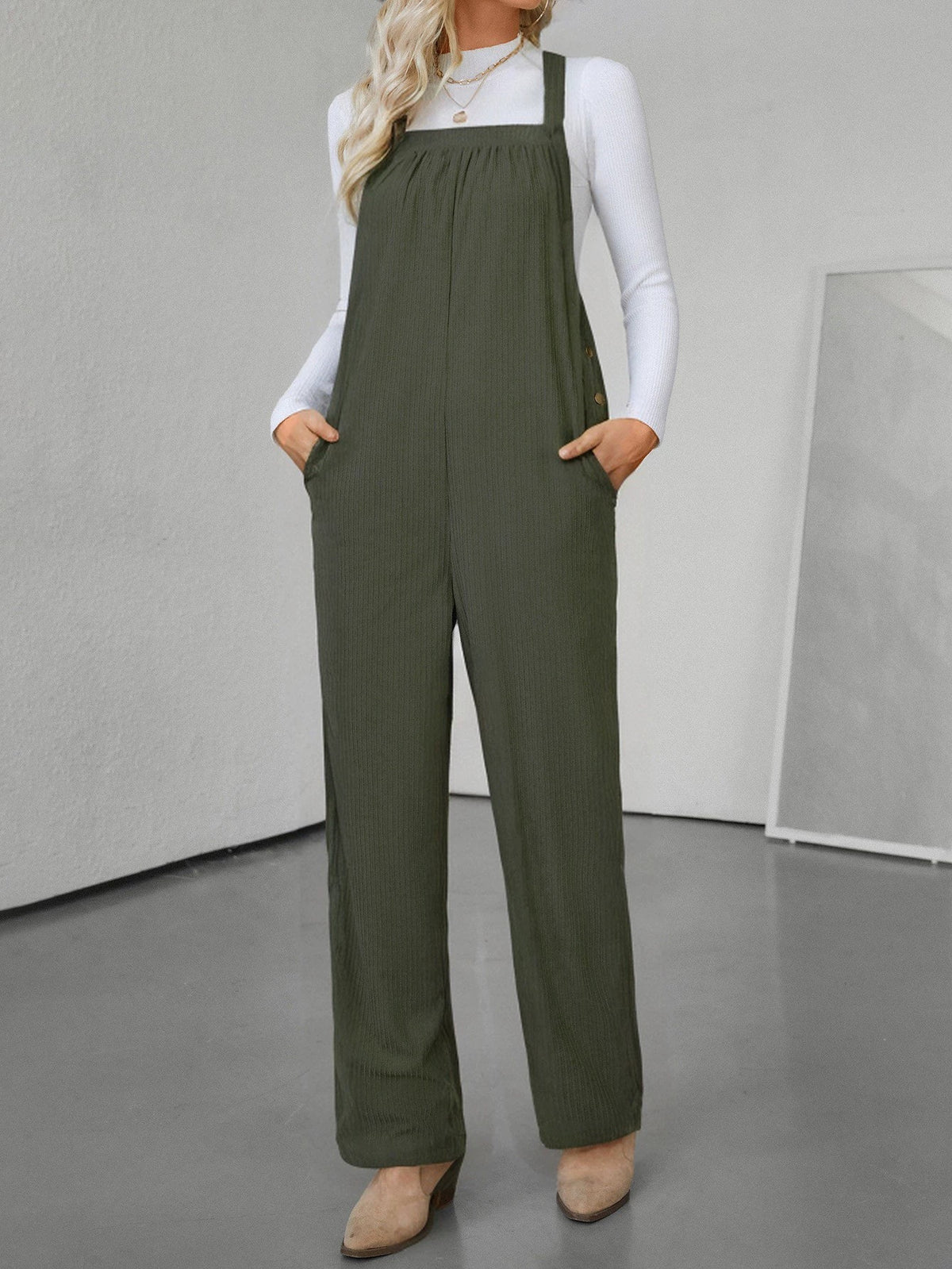 Corduroy Wide-Leg Dungarees with Pockets in army green
