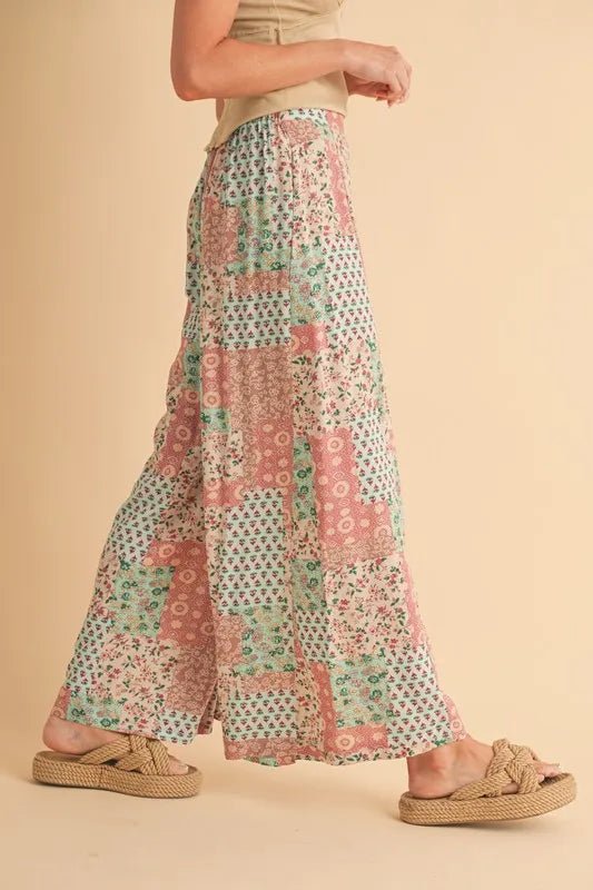 Aemi+Co Printed Wide Leg Pants - WowStore.live