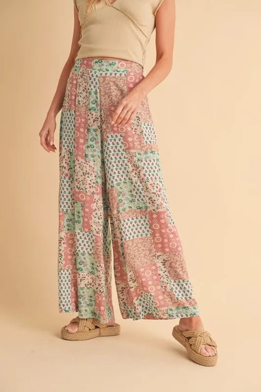 Aemi+Co Printed Wide Leg Pants - WowStore.live
