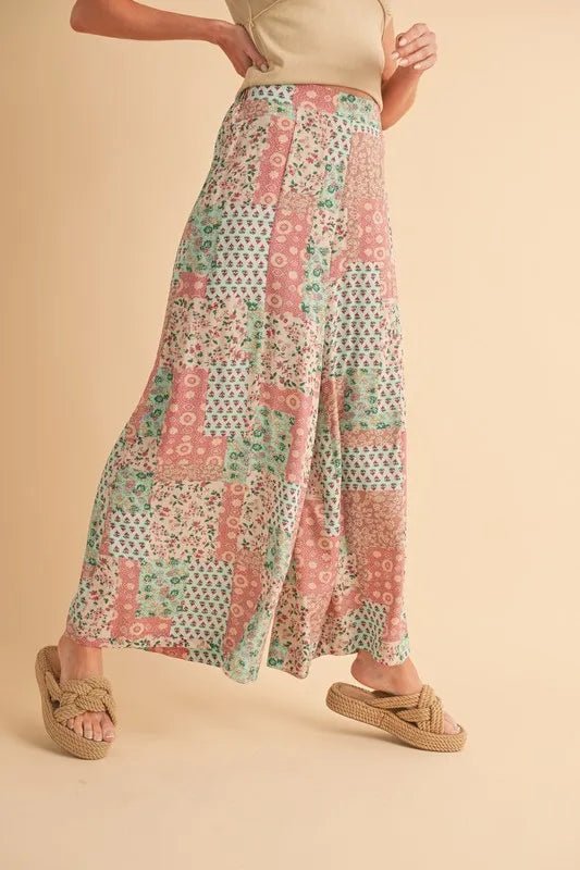 Aemi+Co Printed Wide Leg Pants - WowStore.live