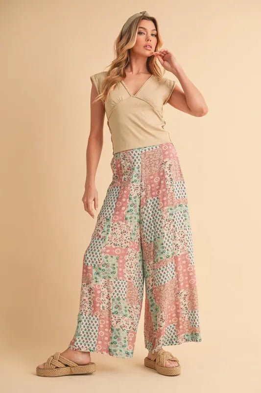 Aemi+Co Printed Wide Leg Pants - WowStore.live