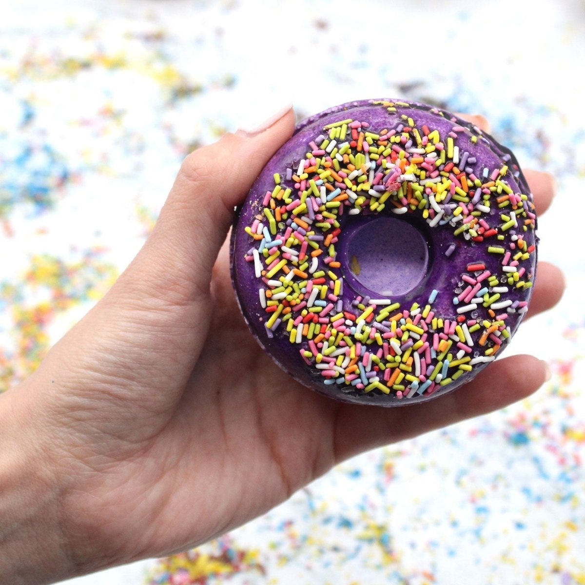 Artisan Blackberry & Almond Bath Donut Fizzers - Wow Store