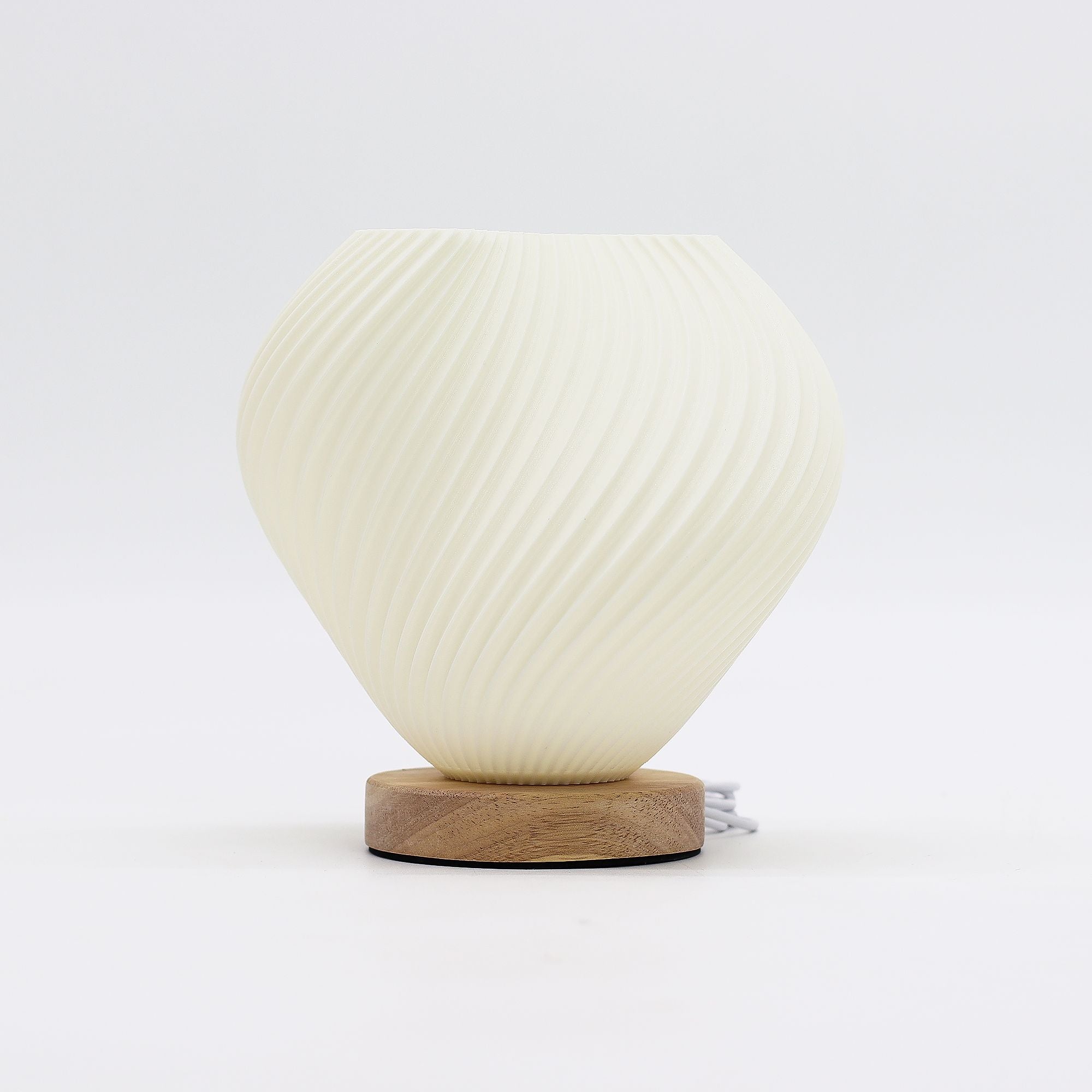 Shell Twisted Wave Lamp