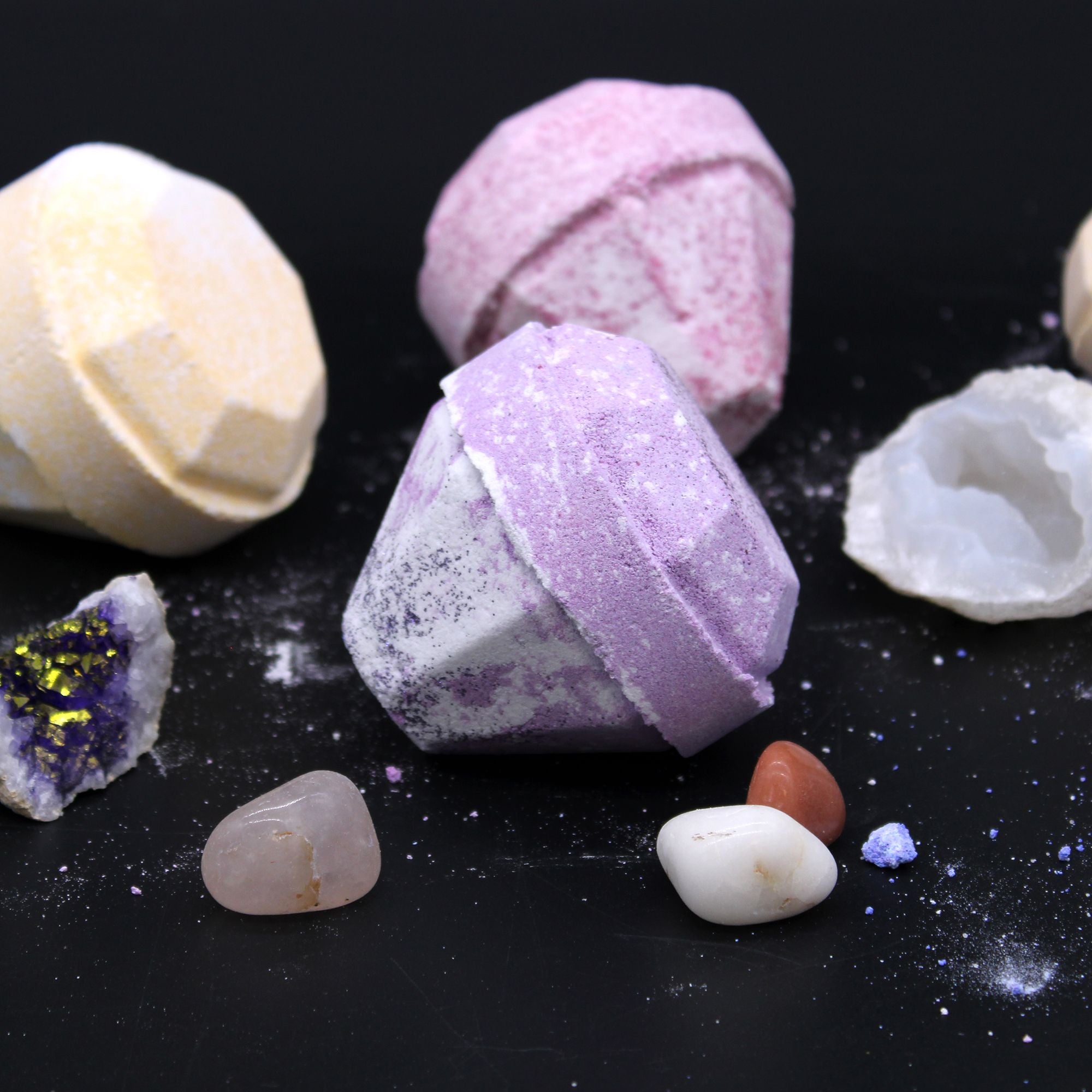 Gemstone Bath Bomb with Crystal Surprise