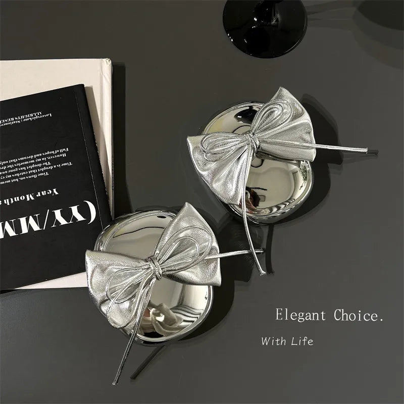 Electroplated 3D Bow Headphone Case