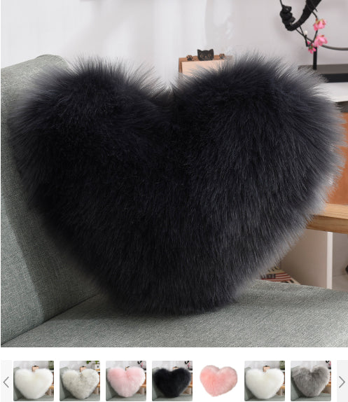 Heart-Shaped Shaggy Cushion, 40 × 50 cm