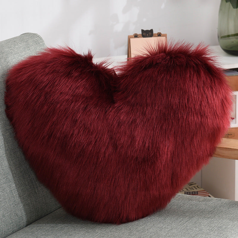 Heart-Shaped Shaggy Cushion, 40 × 50 cm