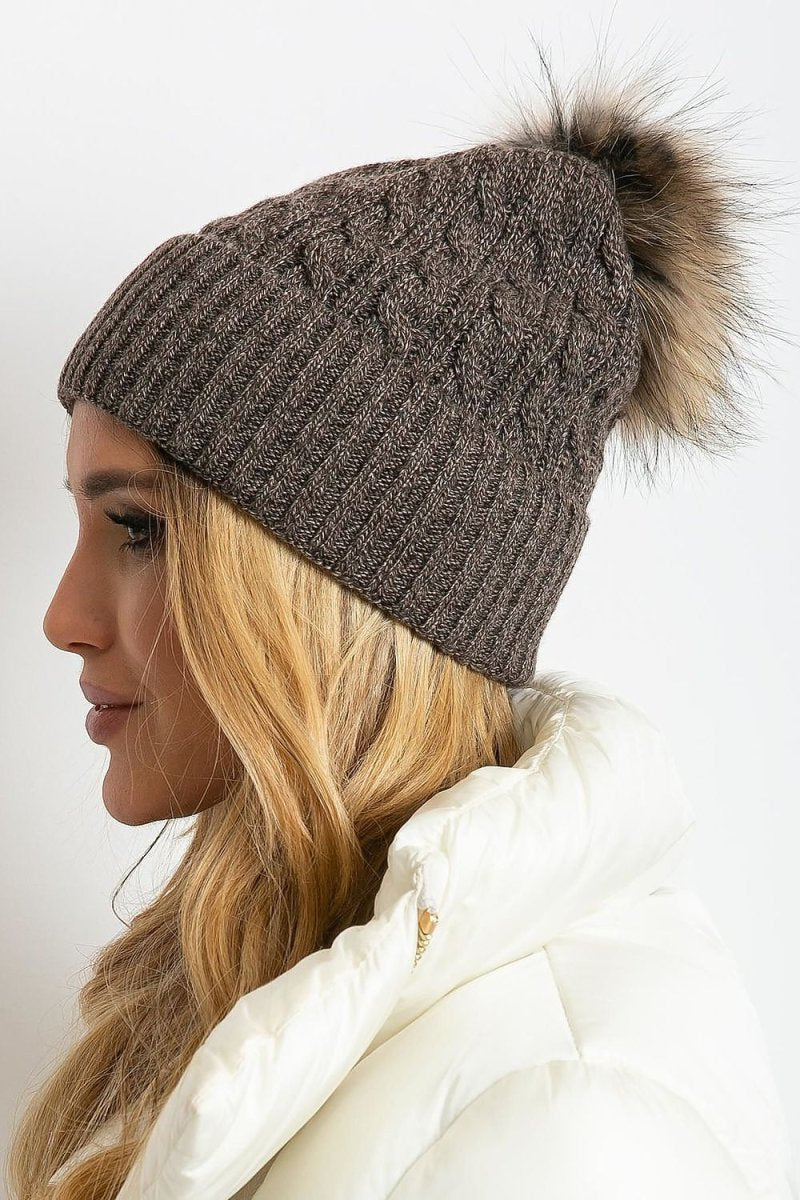 Cap model 208254 AT - Wow Store