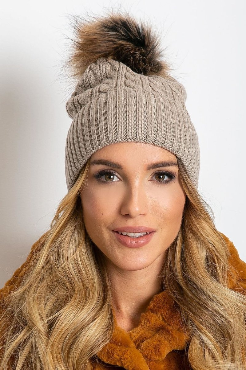 Cap model 208254 AT - Wow Store