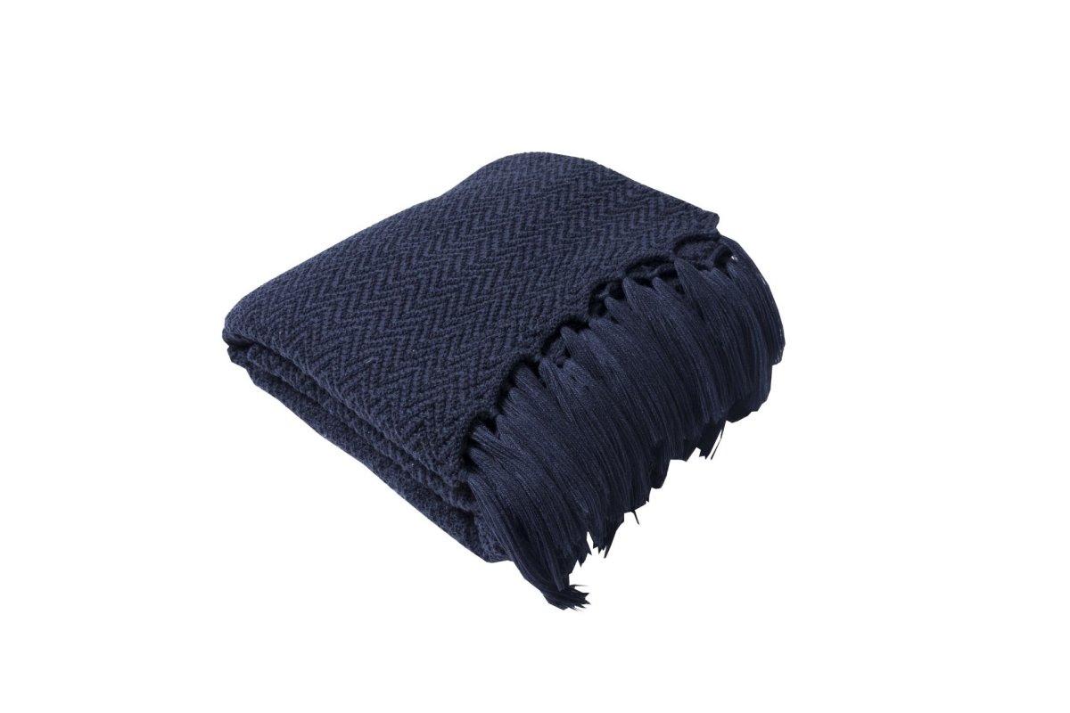 Chevron Knit Throw with Fringe, 130 x 160 cm - WowStore.live