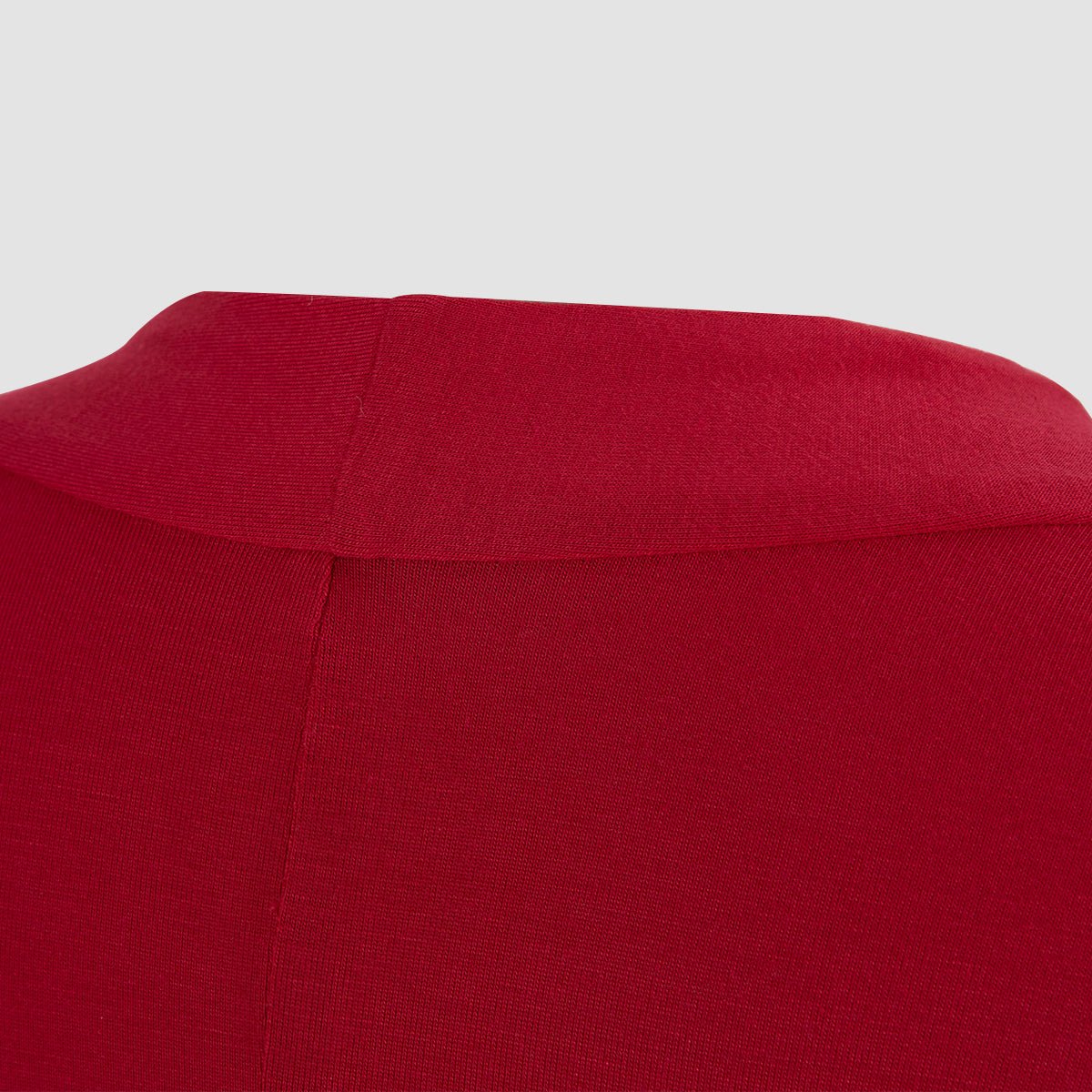 Close-up of the back neckline and centre back seam