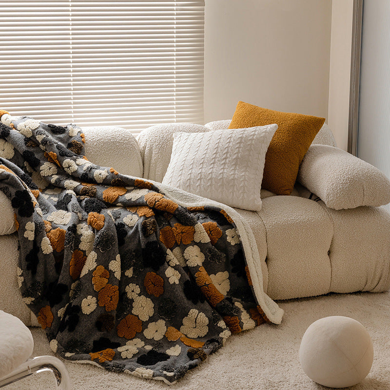 Double-Layer Tufted Flower Blanket in jacquard grey