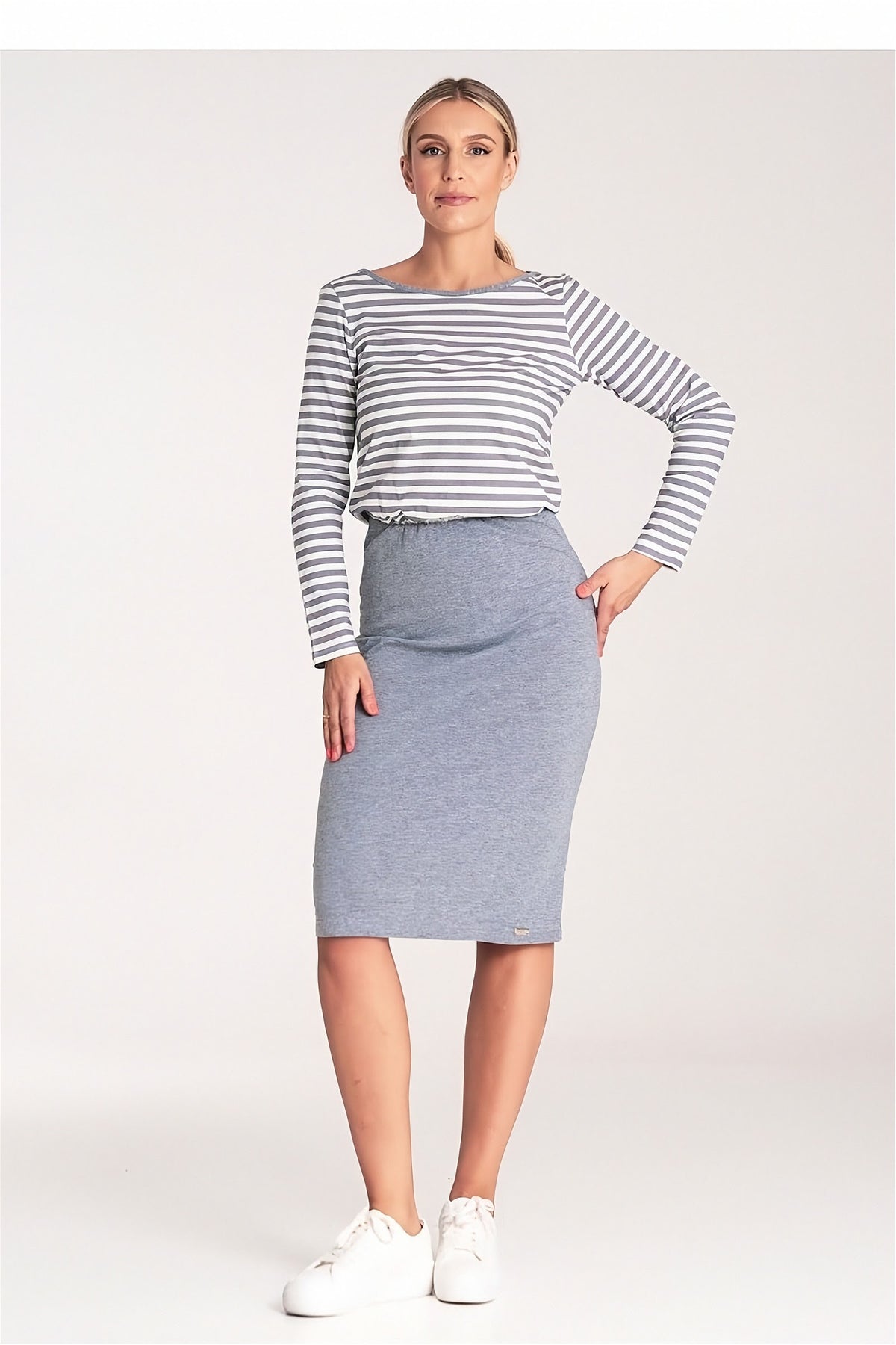 Day Dress - Elegant Casual Chic in grey