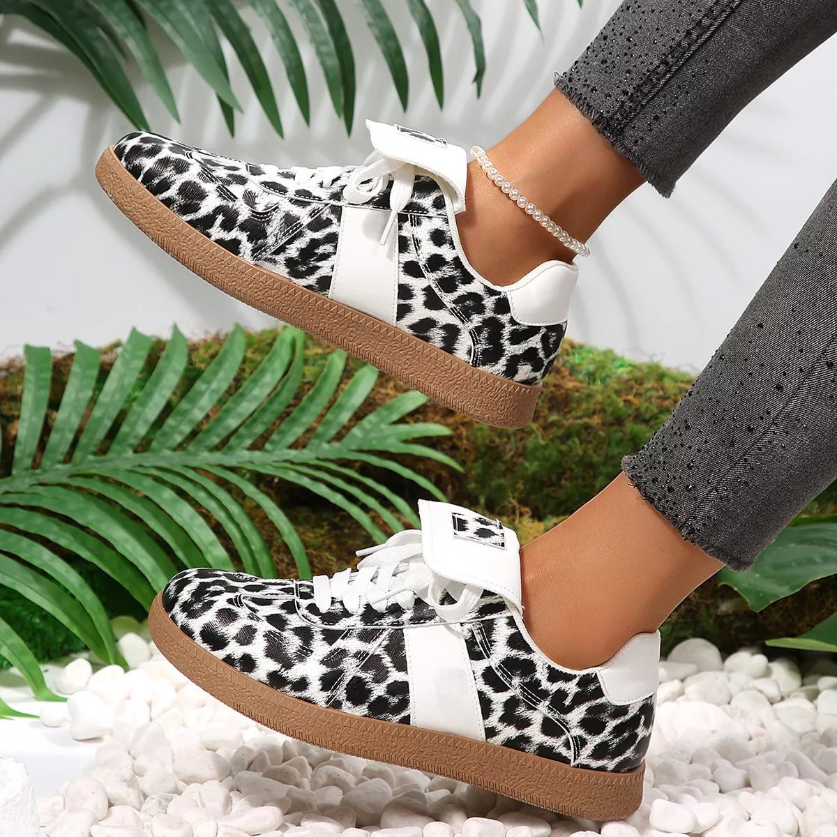 Dear Monkey Round Toe Lace Up Sneakers - WowStore.live