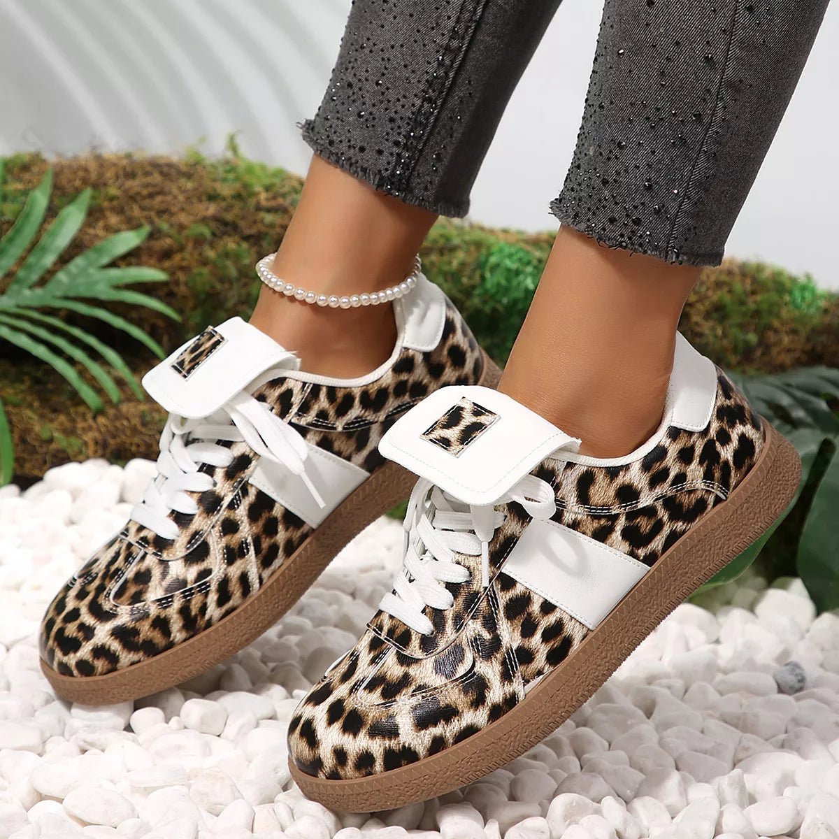 Dear Monkey Round Toe Lace Up Sneakers - WowStore.live