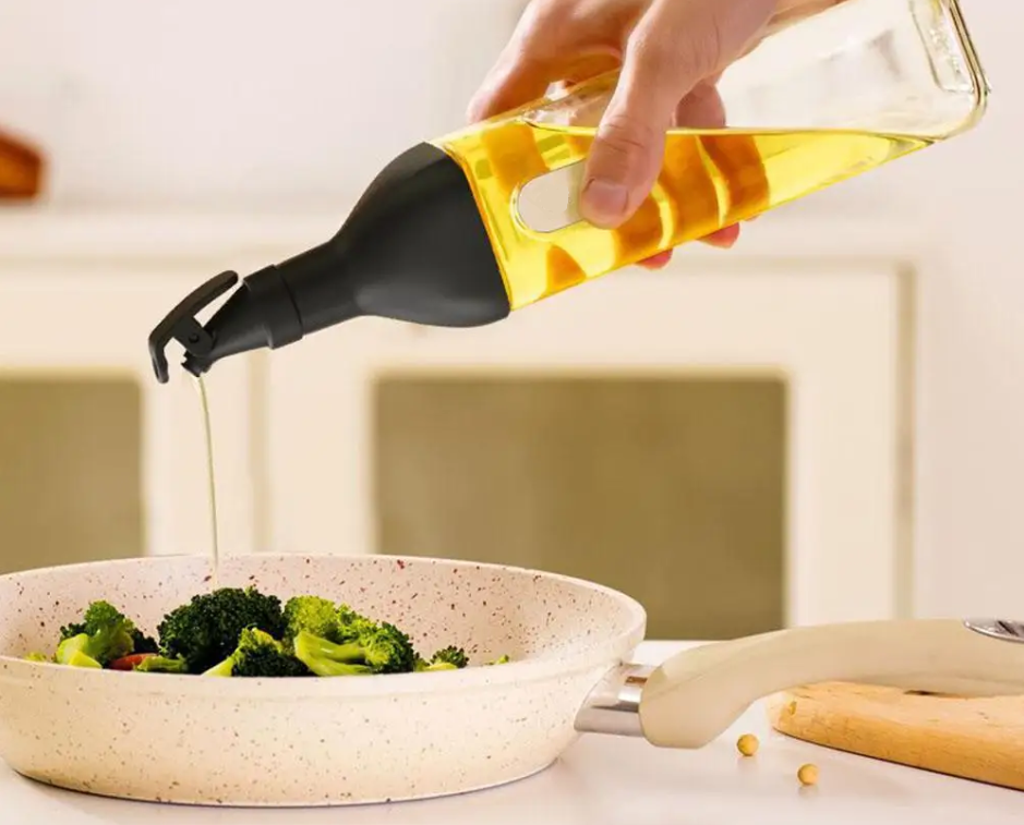 Premium Glass Seasoning Bottle with Precision Oiler