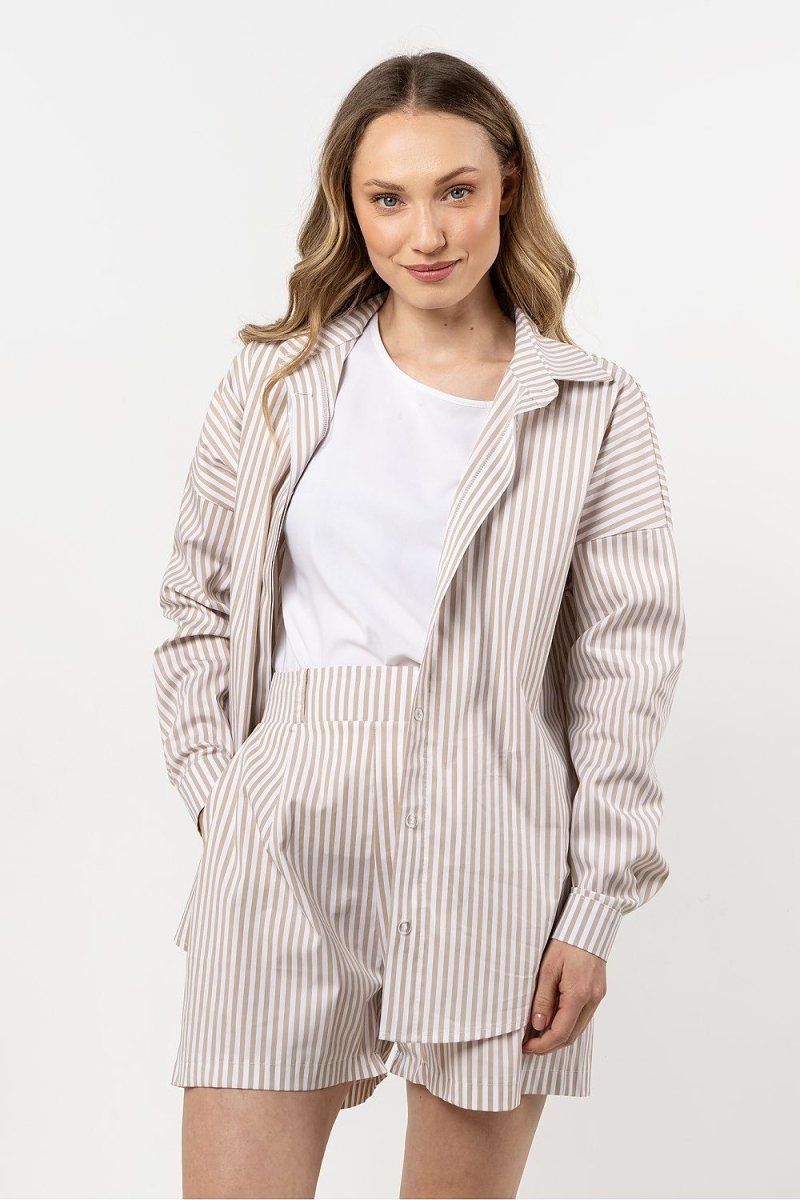 Elegant Long Sleeve Shirt Model 212200 by Awama - Classic Women's Fashion | wowstore.live - Wow Store