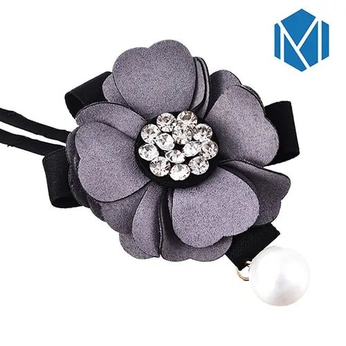 Elegant Woman Flower Donuts Twist Headband - Wow Store