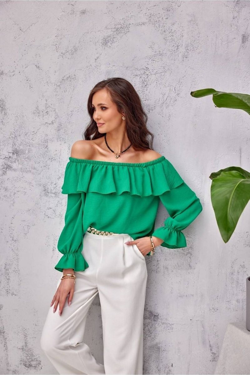 Elegant women's blouse in soft neutral tone by Roco Fashion | Sophisticated office wear | WowStore.live