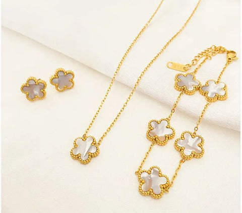 Five - leaf Flower Pendant Necklace Earring Bracelet Suit - Wow Store