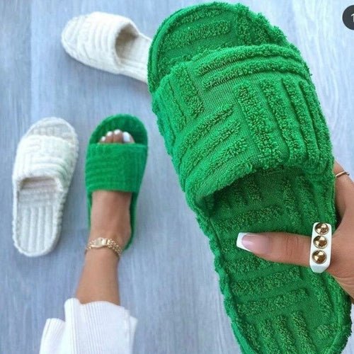 Flat Thick Furry Slippers Women Comfort Leisure Beach Shoes - Wow Store