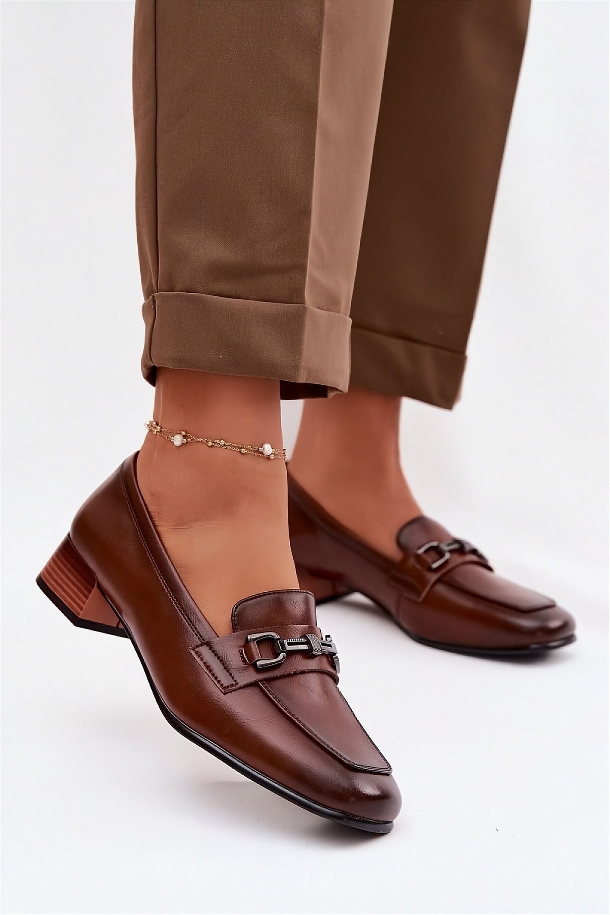 Natural Leather Heeled Low Shoes in brown